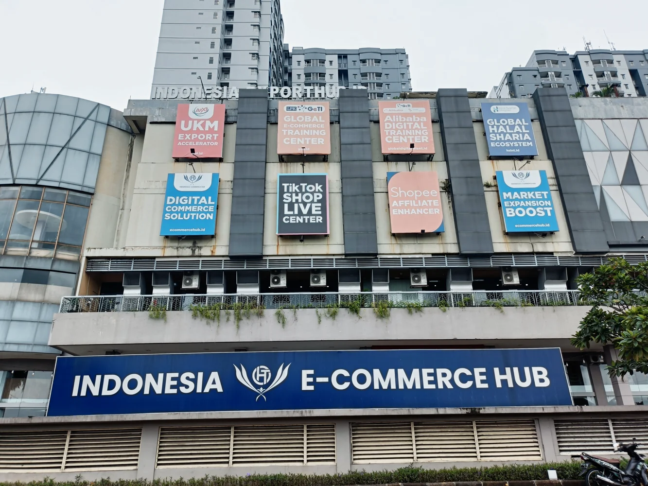 Indonesia cross-border e-commerce hub